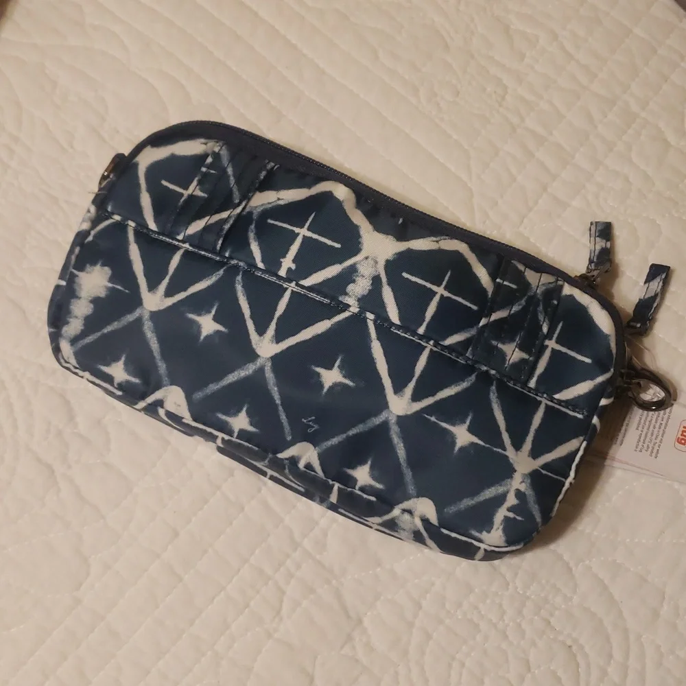 NWT Lug Coupe XL Diamond  NAVY Blue and White - Picture 3 of 3